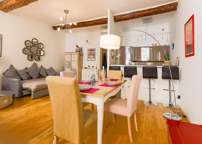 Le Mascoinat By Interhome Appartamento